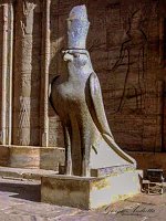 Statua-di Horus