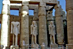 Luxor statue di  RamsesII