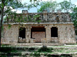 La Casa del Dios Pájaro (La casa del dio uccello)